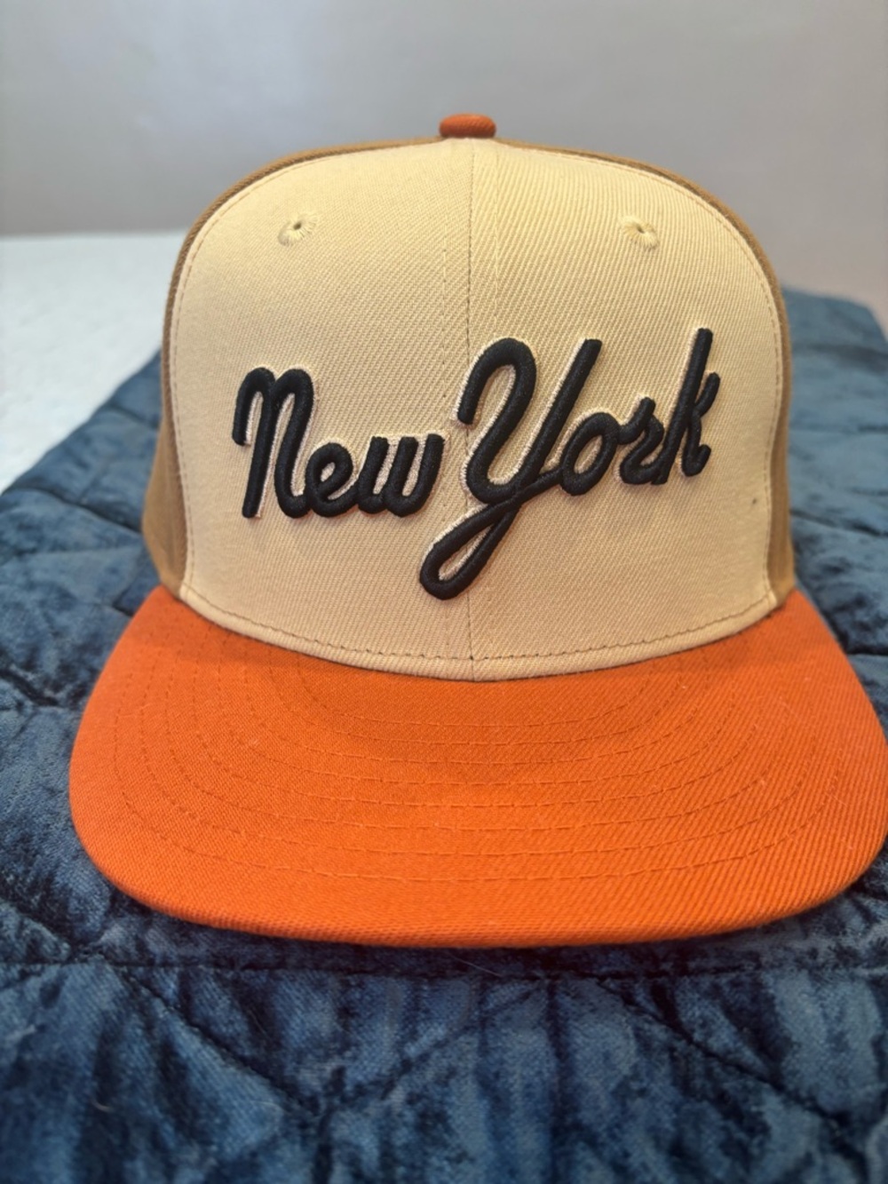 New York Mets New Era 59FIFTY Fitted Cap in Tan & Black 7 1/8